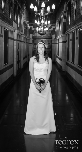 Bride inside Northampton Guildhall